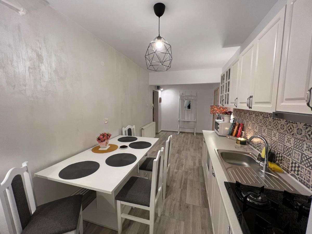 Apartment Sweet